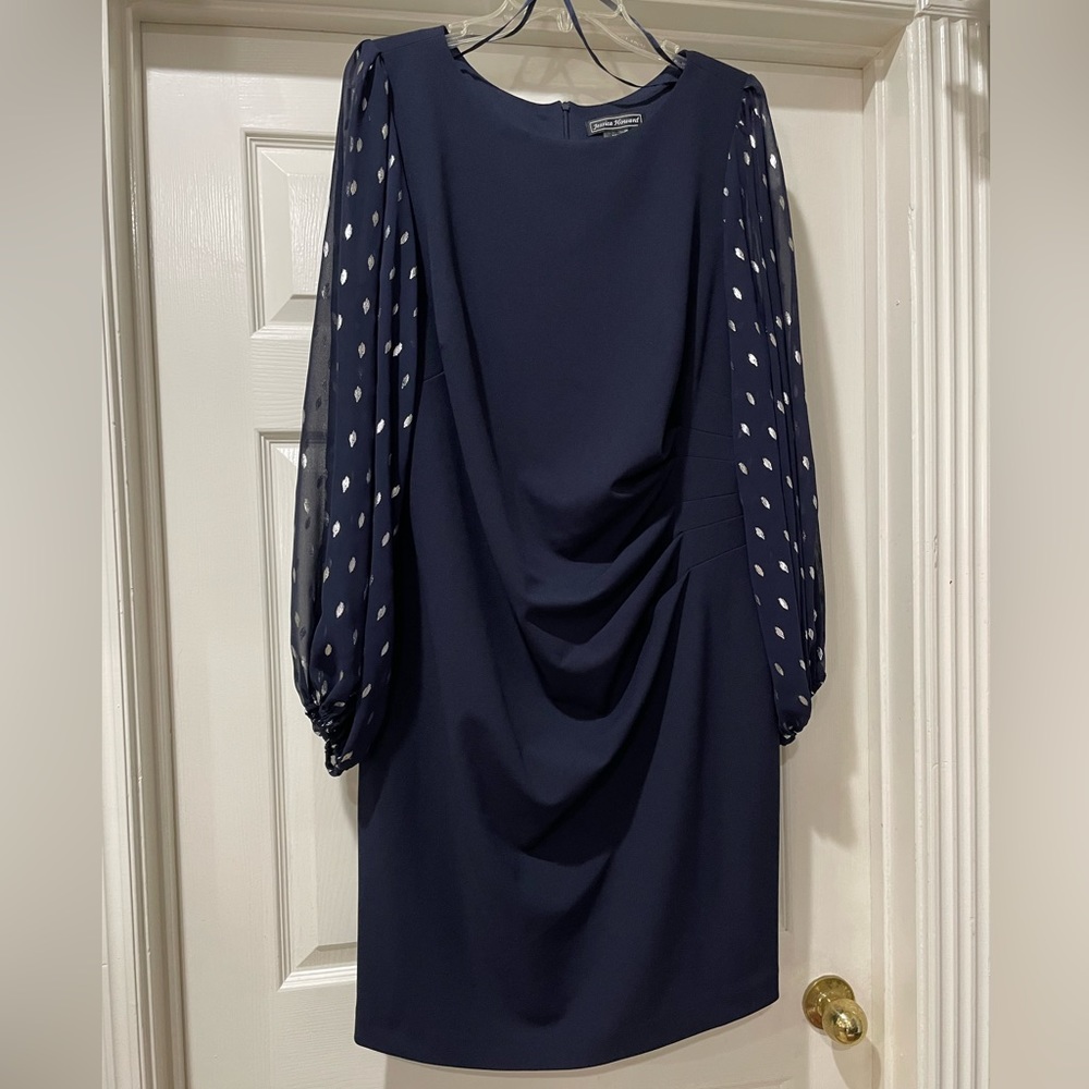 New with tags Jessica Howard dress. Size 14W.
